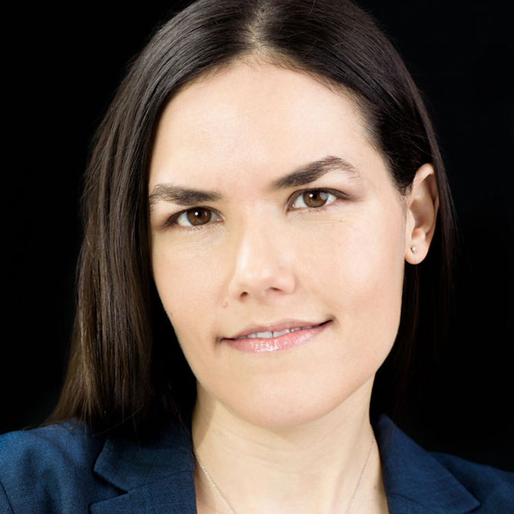 Adriana Jimenez headshot