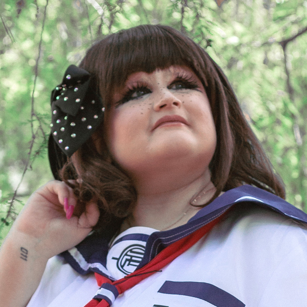 Leah Craig looks towards the sky in her headshot