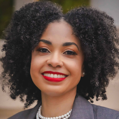 Shantelice's headshot